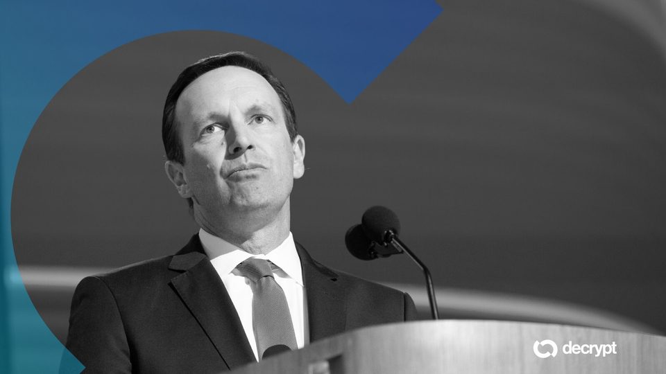 Senator Flags White House 'Corruption' Concerns Over Iran War Predictions Markets