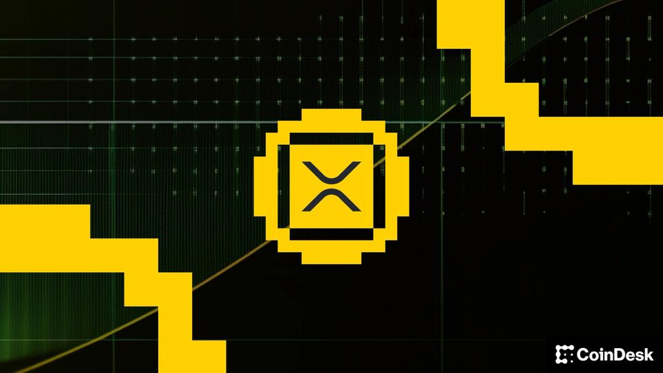 XRP steadies near $1.38 as Bollinger squeeze hints at breakout before CPI